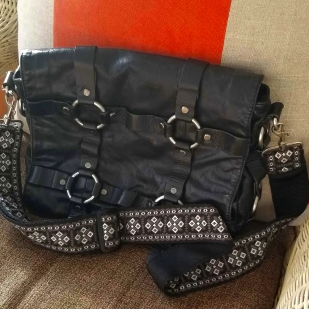 California Black Leather Shoulder Bag